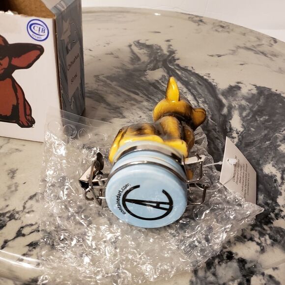 ContainerArt Chihuahua Storage - Picture 5 of 9